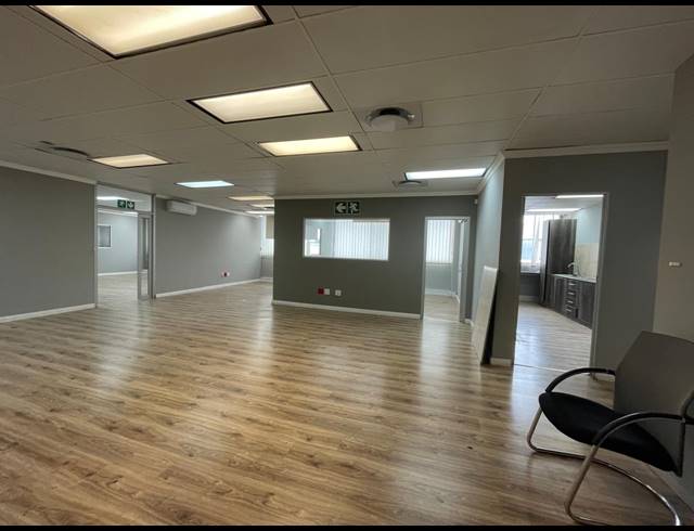 300M² OFFICE TO LET IN RIVONIA